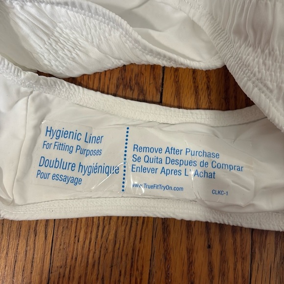 Andie Miami One Piece Smocked Swimsuit White size L NWT - Picture 7 of 10